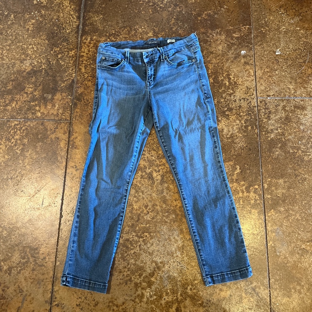 Size 32 Skinny straight jeans